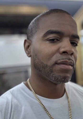 24B873BA-A54C-48EE-A974-FCDFB43CB4B8-347x500 S.B.DABOSS Rekindles Real New York Energy With His New Single “Boss Chipps”  