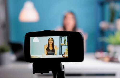 IMG_3213-500x324 From the Studio to the FYP: Maximizing Social Reach for Independent Creators  