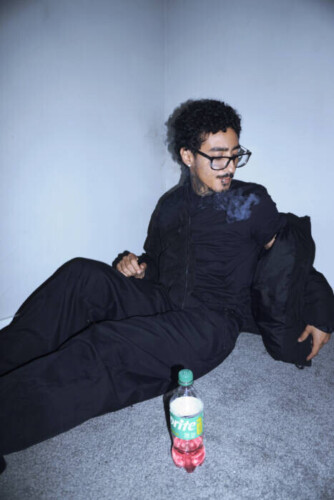 7E8624F5-7071-4D50-B898-CBF7676DF80D-334x500 T9HX Is Carving His Own Lane With Dark Melodic Energy From Camden