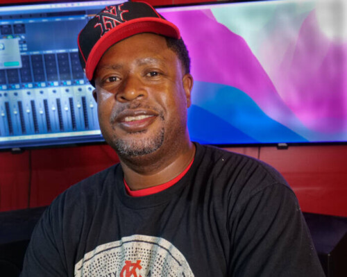 SheltonCarl_PressPhoto_1A-500x399 Shelton Carl Brings Louisiana Grit, Real Life Experience, and Independent Hustle to His New Single “Steppa”