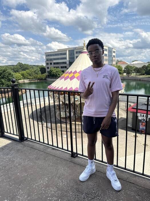 unnamed-1 JENESIS: Montgomery Artist Jenesis Brown Emerging as One of Alabama’s Promising New Voices