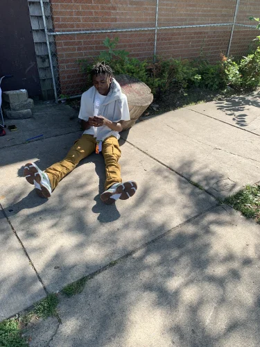 9411798B-B947-42FC-8527-458942E4B0A4-375x500 Minneapolis’ Own Blicky Osama Is Applying Pressure