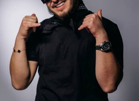 Deyzoh: Albanian Artist Ronaldo Shtylla Continues His Musical Journey With “Jom Keq”